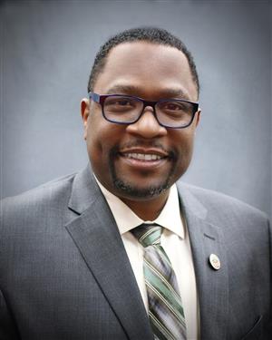Dr. Darren McDuffie Dr. Darren McDuffie